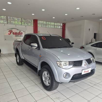 MITSUBISHI L200 TRITON 3.2 HPE 4X4 CD 16V TURBO INTERCOOLER DIESEL 4P AUTOMÁTICO